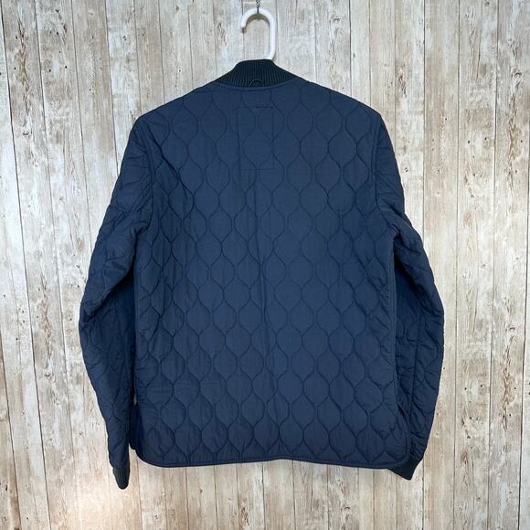 Gap‎ Outdoor Edition Jacket Mens S Navy Blue Quilted Full Zip Lightweight Travel - Picture 3 of 9